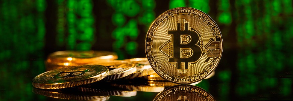 What Is The Future Of Bitcoin And Cryptocurrency? / Why the Bitcoin Bubble is Bursting, but Cryptocurrency's ... - Fink's blackrock has started to, in the words of a senior executive, dabble in the cryptocurrency by potentially allowing two of its funds to invest in bitcoin futures.